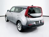 Used 2022 Kia Soul LX w/ Technology Package image 5