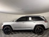 Used 2023 Jeep Grand Cherokee Altitude image 4