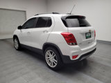 Used 2019 Chevrolet Trax LT w/ LT Convenience Package image 5