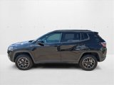 Used 2024 Jeep Compass Trailhawk image 2