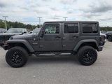 Used 2018 Jeep Wrangler Unlimited Sport S image 2