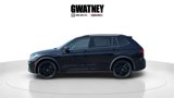 Used 2022 Volkswagen Tiguan SE R-Line image 4