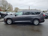 Used 2017 Chrysler Pacifica Touring-L image 4