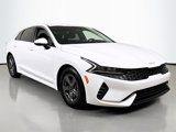 Used 2023 Kia K5 LXS image 3