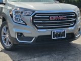 Used 2024 GMC Terrain SLT w/ Tech Package image 2