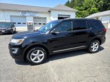 Used 2017 Ford Explorer XLT w/ Equipment Group 202A image 2