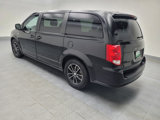 Used 2014 Dodge Grand Caravan SE image 3