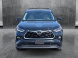 Used 2022 Toyota Highlander Limited image 2