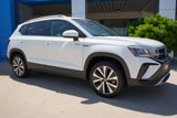 Used 2024 Volkswagen Taos SE image 5