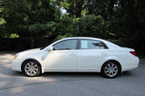 Used 2005 Toyota Avalon XLS image 2
