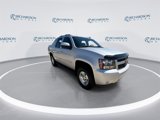 Used 2013 Chevrolet Avalanche LS image 2