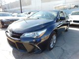 Used 2016 Toyota Camry LE image 3