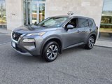 Used 2022 Nissan Rogue SV image 2