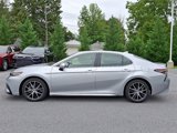 Used 2022 Toyota Camry SE image 2