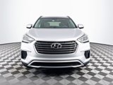 Used 2017 Hyundai Santa Fe SE image 2