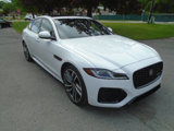 Used 2022 Jaguar XF R-Dynamic SE image 3