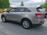 Used 2017 Kia Sorento LX w/ LX Convenience Package image 3