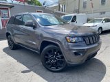 Used 2018 Jeep Grand Cherokee Altitude image 2