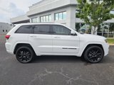 Used 2021 Jeep Grand Cherokee Laredo X image 3