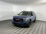 Used 2024 GMC Terrain SLE w/ Driver Convenience Package image 3