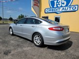 Used 2013 Ford Fusion SE image 3