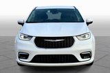 Used 2023 Chrysler Pacifica Touring-L image 3