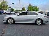 Used 2022 Toyota Camry LE image 6