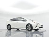 Used 2017 Toyota Prius Two image 3