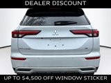New 2024 Mitsubishi Outlander SE image 6
