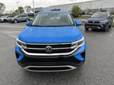 Used 2022 Volkswagen Taos SEL image 2