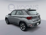 Used 2022 Hyundai Venue Limited w/ Cargo Package image 4