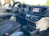 Used 2023 Chrysler Voyager LX image 3