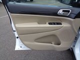 Certified 2022 Jeep Grand Cherokee Laredo E w/ Security & Convenience Group image 6