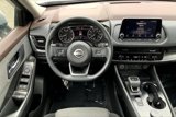 Used 2023 Nissan Rogue SV image 5