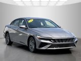 Used 2024 Hyundai Elantra SEL image 2