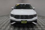 Used 2022 Volkswagen Tiguan SE image 2