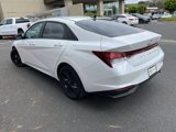 Certified 2022 Hyundai Elantra SEL w/ Convenience Package image 4