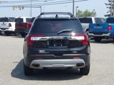 Certified 2023 GMC Acadia SLE w/ Driver Convenience Package image 4