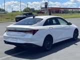Used 2022 Hyundai Elantra SEL w/ Convenience Package image 3