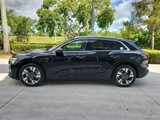 Used 2022 Audi e-tron Premium Plus w/ Premium Plus Package image 6