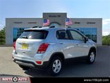 Used 2022 Chevrolet Trax LT w/ LT Convenience Package image 2