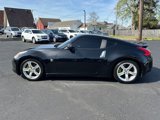 Used 2011 Nissan 370Z Coupe image 4