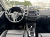 Used 2014 Volkswagen Tiguan SE image 2