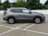 Used 2018 Nissan Rogue SV w/ Premium Package image 2