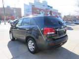 Used 2013 Kia Sorento LX w/ Convenience Pkg image 4