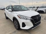 Used 2024 Nissan Kicks SV image 3