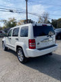 Used 2008 Jeep Liberty Limited w/ Premium Group II image 3