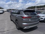 Used 2023 Mitsubishi Outlander SE image 4
