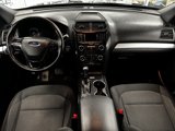 Used 2017 Ford Explorer XLT image 5