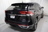Used 2021 Volkswagen Atlas Cross Sport SEL Premium image 3